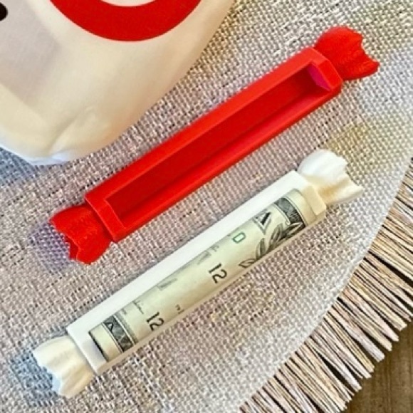 Target Mini Shopping Basket Bullseye Gift Set - Picture 8 of 9
